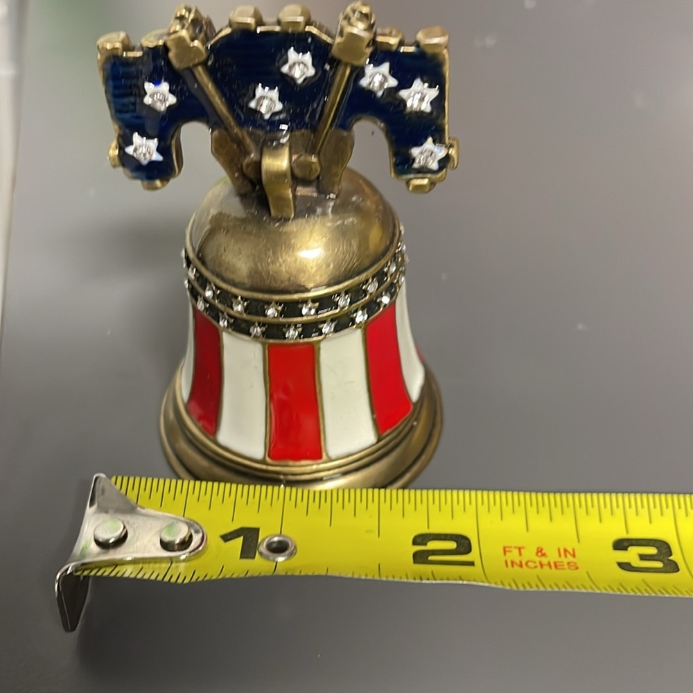 Work of Art Bell Trinket - Picture 7 of 7